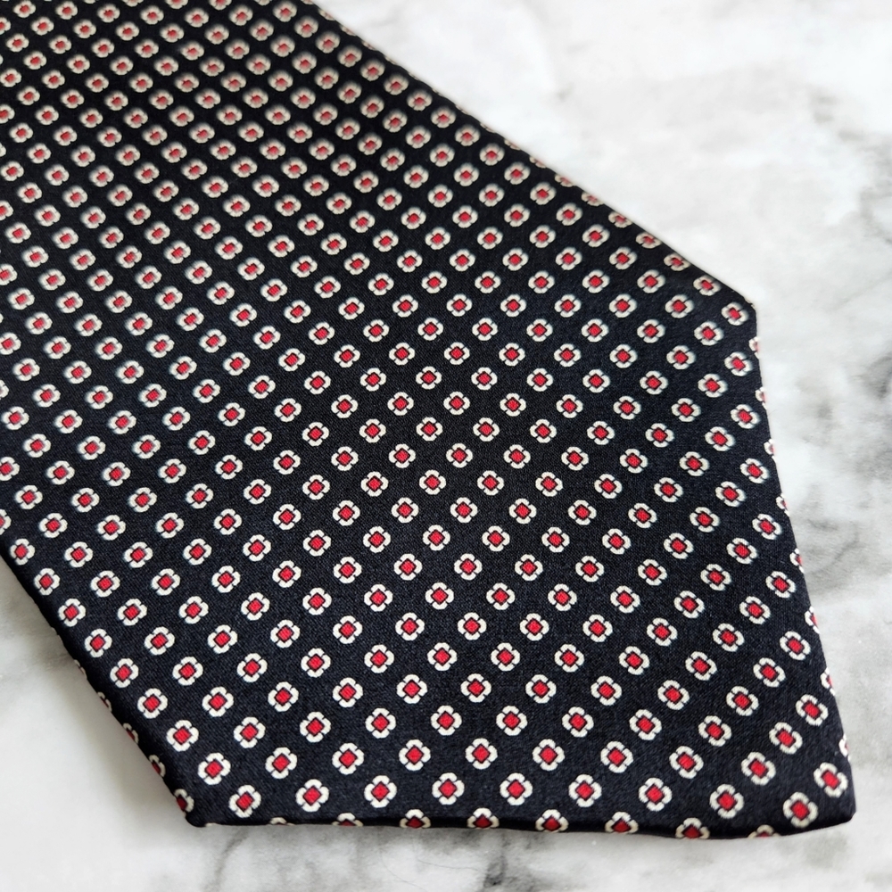 Crooks & Creed 100% Silk Necktie, Black Red & White